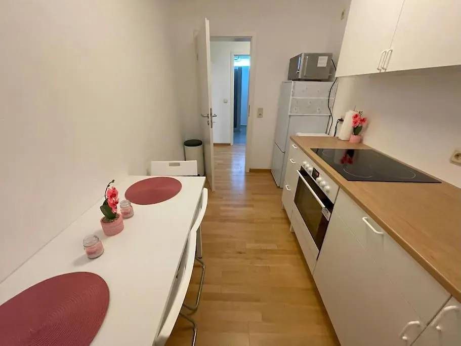 Cozy Studio Apartment In Neusser Street Cologne 0*,