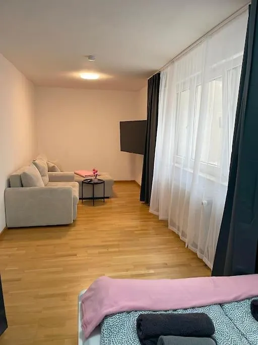 Cozy Studio Apartment In Neusser Street Cologne