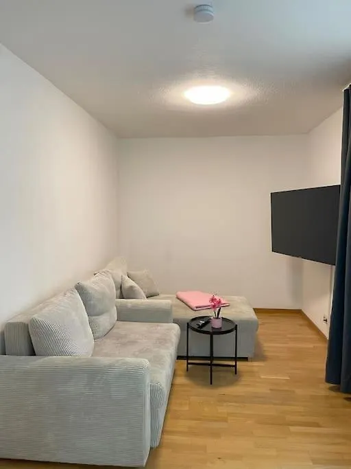 Cozy Studio Apartment In Neusser Street Cologne Germany