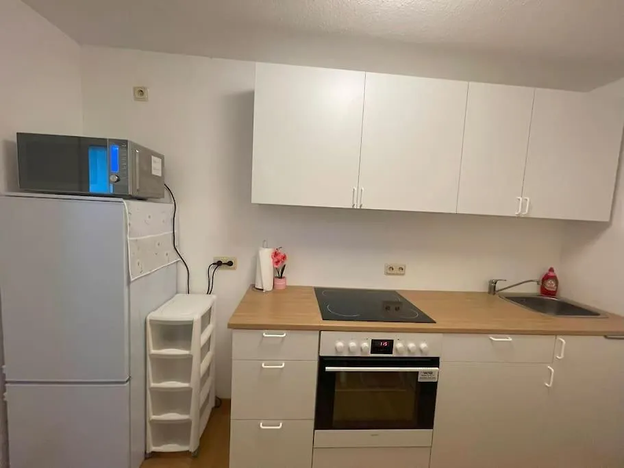 Cozy Studio Apartment In Neusser Street Cologne