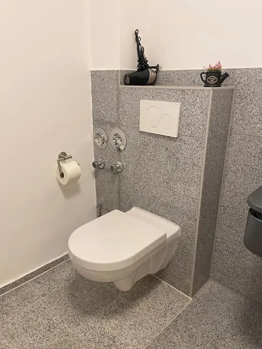 Cozy Studio Apartment In Neusser Street Cologne